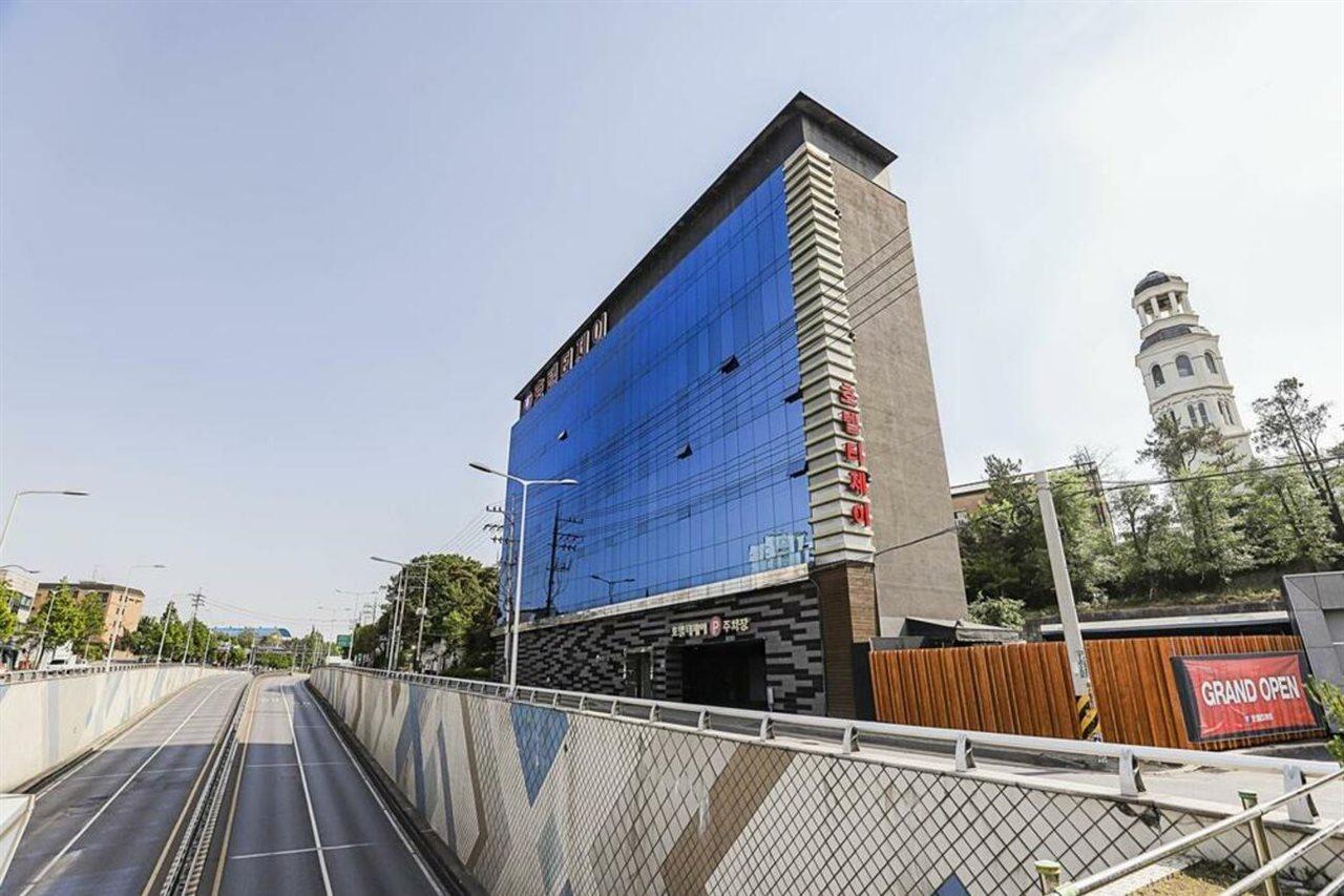 Hotel Tj Seul Esterno foto